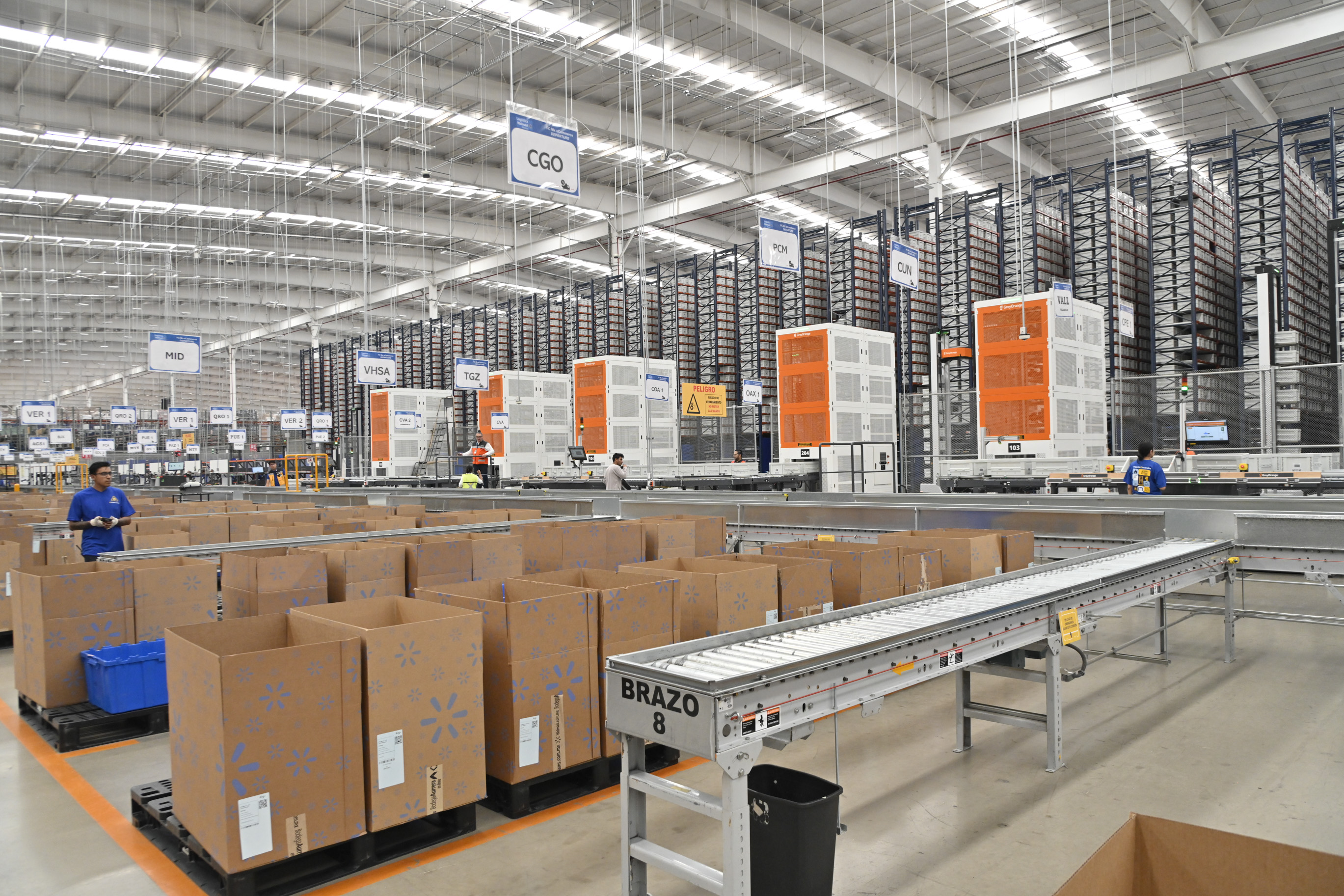 Inauguramos avanzado sistema logístico robotizado para eCommerce y anunciamos inversión de más de 4,000 mdp en el Estado de México